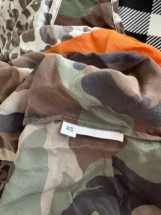 Reversible Camo & Leopard Mixed-Print Tank with Orange Accent; Silk - Picture 5 of 5